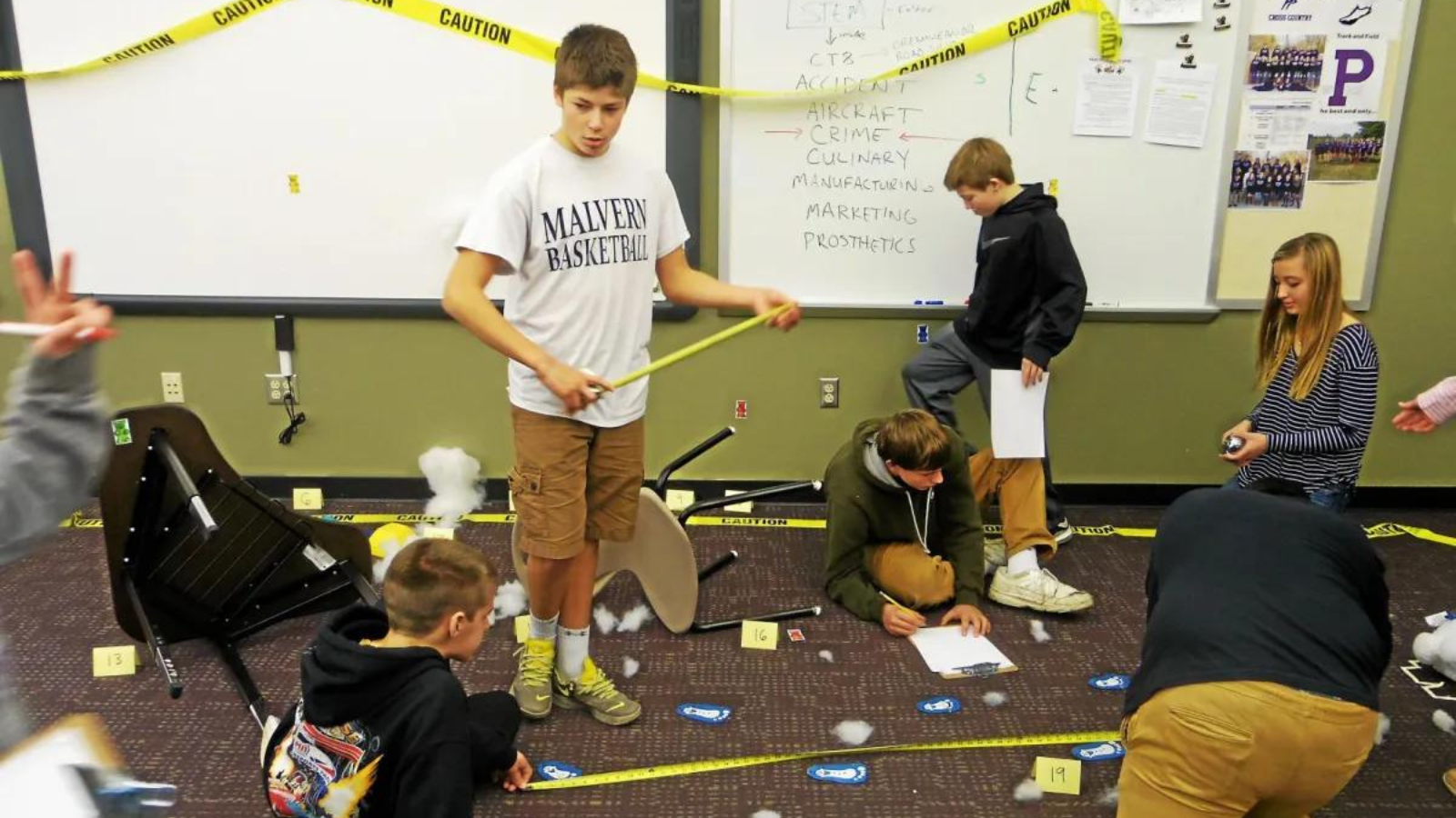 Phoenixville Area Middle School Combines Subjects in CuttingEdge Program